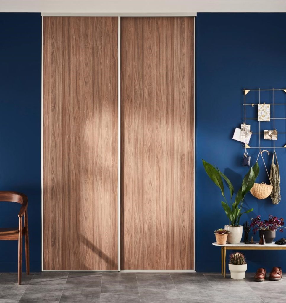 Porte de placard coulissante en bois