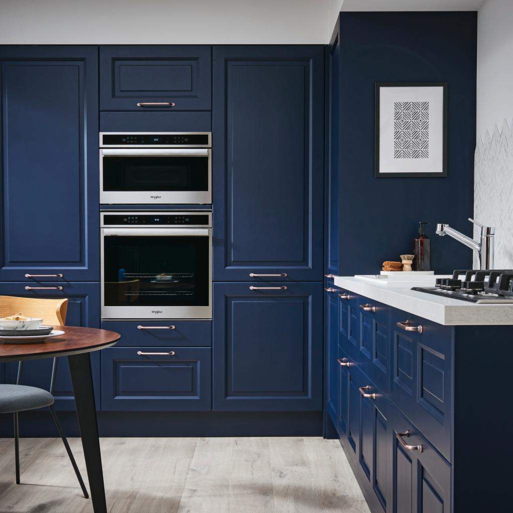 Cuisine en L bleue et four